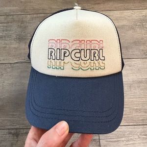 Women’s retro RipCurl trucker hat